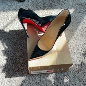Louboutin Hot Chick 100 Patent Heel